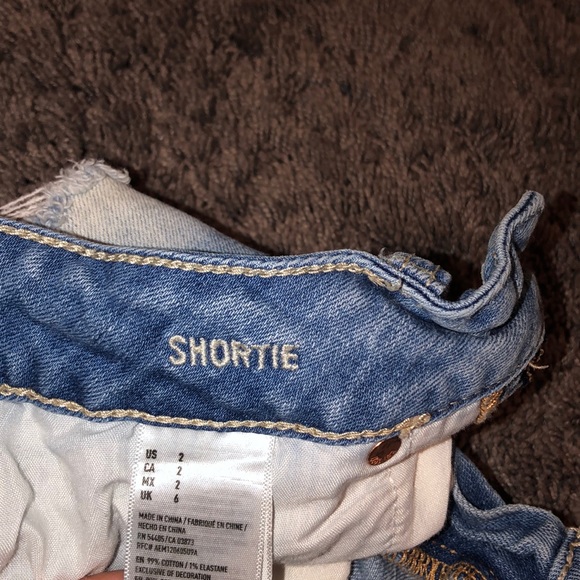 American Eagle Jean Shorts - Picture 3 of 4